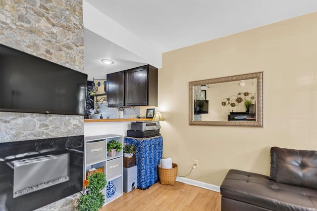 888 E Sherwood Hills Drive, Bloomington, IN 47401