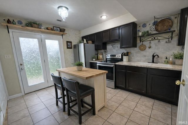 888 E Sherwood Hills Drive, Bloomington, IN 47401