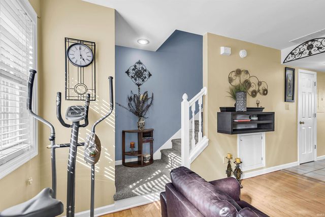 888 E Sherwood Hills Drive, Bloomington, IN 47401