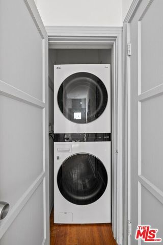 153 Hollister Avenue, Santa Monica, CA 90405