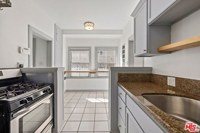 153 Hollister Avenue, Santa Monica, CA 90405