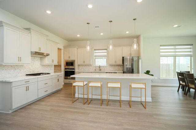 20915 Whirlaway Green Circle, Tomball, TX 77377