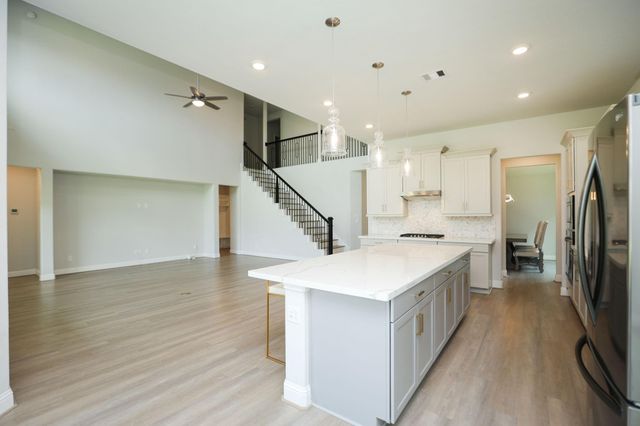 20915 Whirlaway Green Circle, Tomball, TX 77377