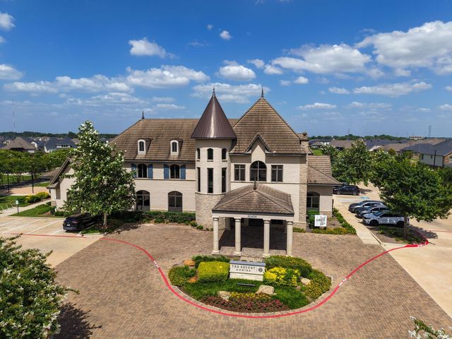 20915 Whirlaway Green Circle, Tomball, TX 77377