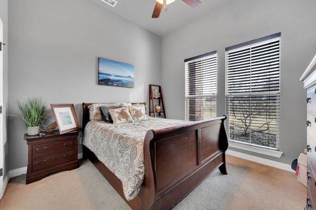 3321 Swan Lake Drive, Midlothian, TX 76065