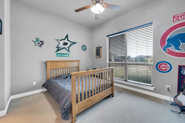 3321 Swan Lake Drive, Midlothian, TX 76065