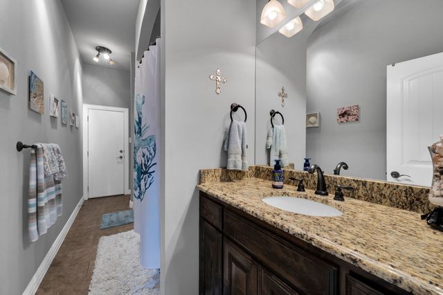 3321 Swan Lake Drive, Midlothian, TX 76065