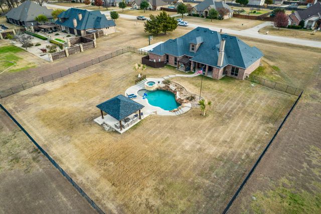 3321 Swan Lake Drive, Midlothian, TX 76065