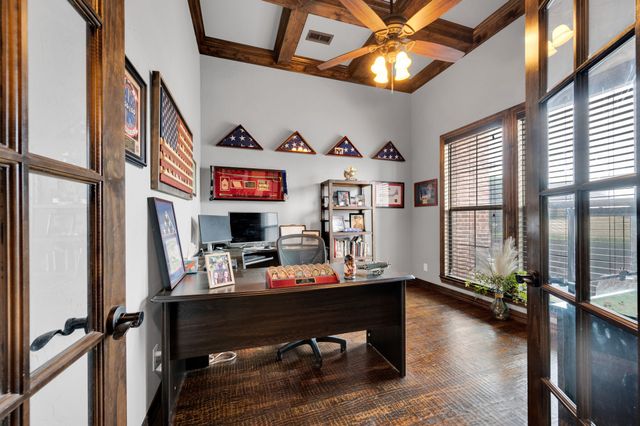 3321 Swan Lake Drive, Midlothian, TX 76065