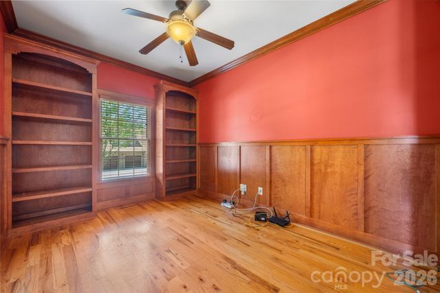 1055 Catawba Greens Drive, Newton, NC 28658