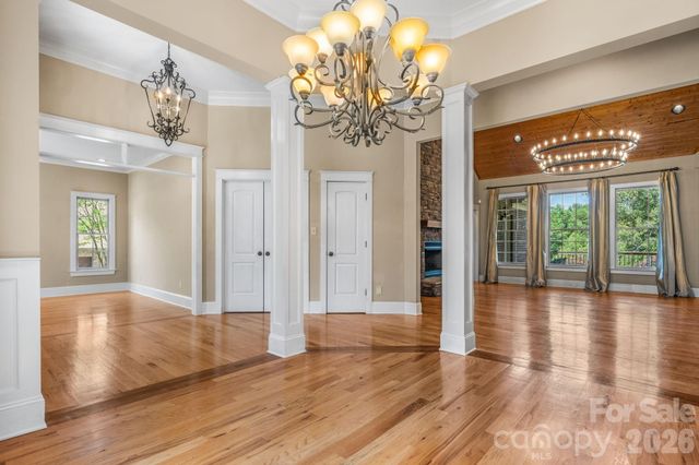 1055 Catawba Greens Drive, Newton, NC 28658