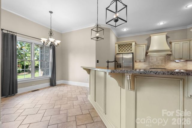 1055 Catawba Greens Drive, Newton, NC 28658