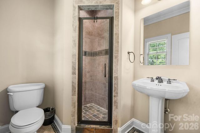 1055 Catawba Greens Drive, Newton, NC 28658
