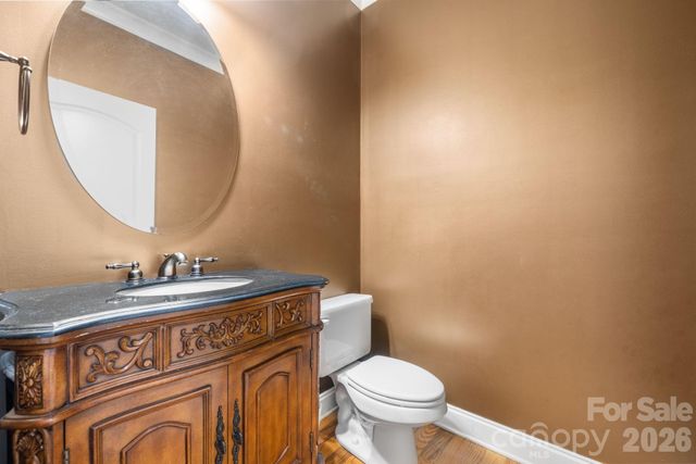 1055 Catawba Greens Drive, Newton, NC 28658