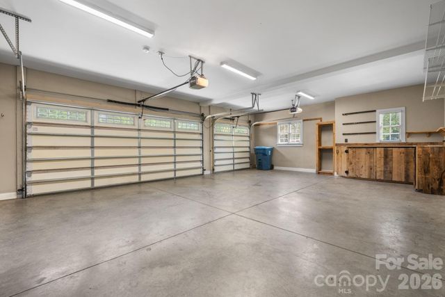 1055 Catawba Greens Drive, Newton, NC 28658