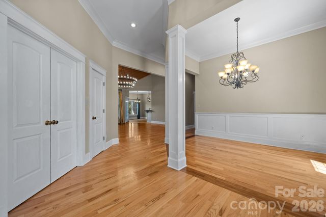 1055 Catawba Greens Drive, Newton, NC 28658