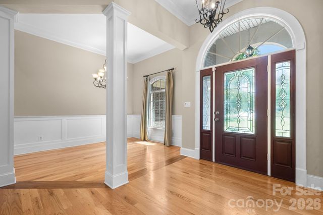 1055 Catawba Greens Drive, Newton, NC 28658