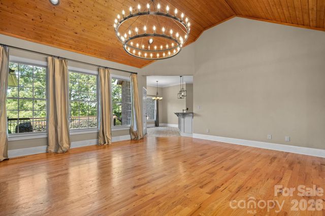 1055 Catawba Greens Drive, Newton, NC 28658