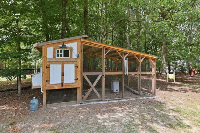250 Longwood Drive, Youngsville, NC 27596