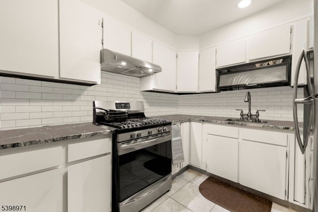 10 14Almira Street, Bloomfield Twp., NJ 07003