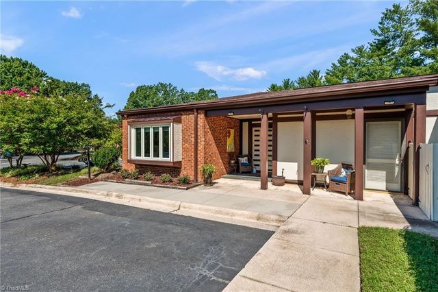 1137 Gatehouse Road, High Point, NC 27262