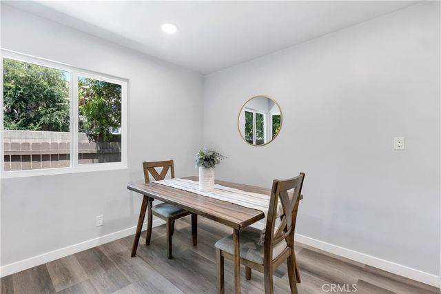 801 E Acacia Avenue F, Glendale, CA 91205