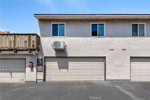 801 E Acacia Avenue F, Glendale, CA 91205