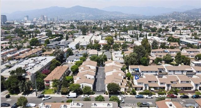 801 E Acacia Avenue F, Glendale, CA 91205