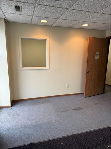 537 Lincoln Hwy, East Mckeesport, PA 15035