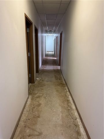 537 Lincoln Hwy, East Mckeesport, PA 15035