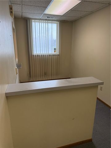 537 Lincoln Hwy, East Mckeesport, PA 15035