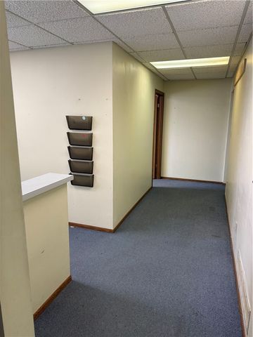 537 Lincoln Hwy, East Mckeesport, PA 15035