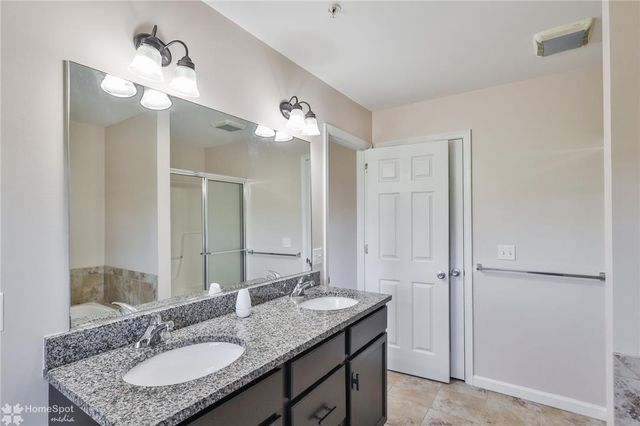 2606 Sapphire Lane, Bethlehem Twp, PA 18020