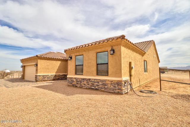 7462 W ALSDORF Road, Casa Grande, AZ 85193
