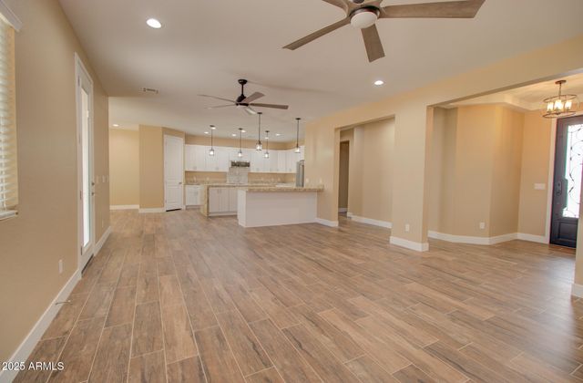 7462 W ALSDORF Road, Casa Grande, AZ 85193