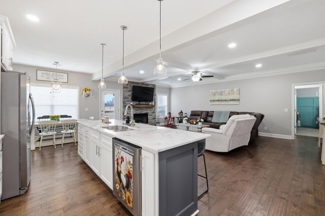 627 Four Winds Drive, Richmond, KY 40475
