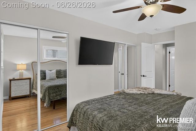 14087 Golfview Street, Livonia, MI 48154