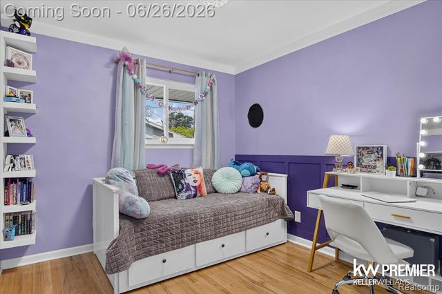 14087 Golfview Street, Livonia, MI 48154