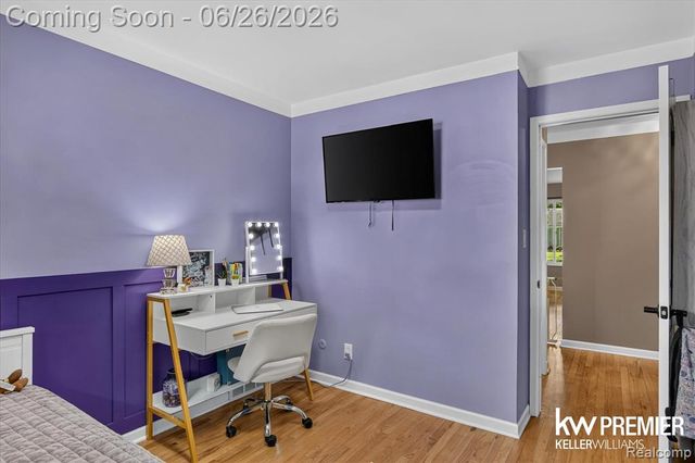 14087 Golfview Street, Livonia, MI 48154