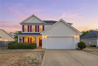 542 Gapway Court, Hope Mills, NC 28348