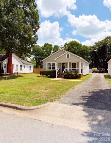 2827 E Long Avenue, Gastonia, NC 28054