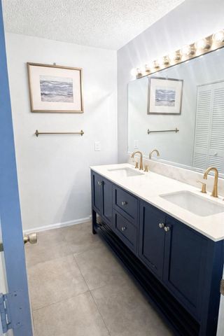 6538 Abbey Road, Parkland, FL 33067