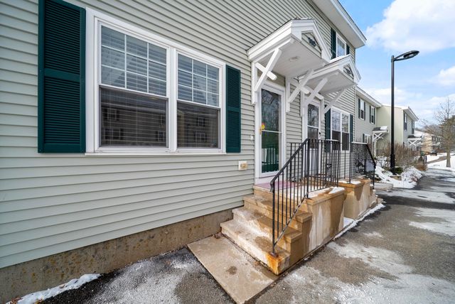 146 Karatzas Avenue, Manchester, NH 03104