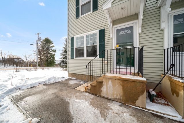 146 Karatzas Avenue, Manchester, NH 03104