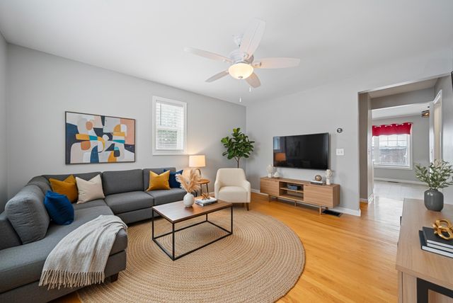 146 Karatzas Avenue, Manchester, NH 03104