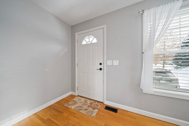 146 Karatzas Avenue, Manchester, NH 03104