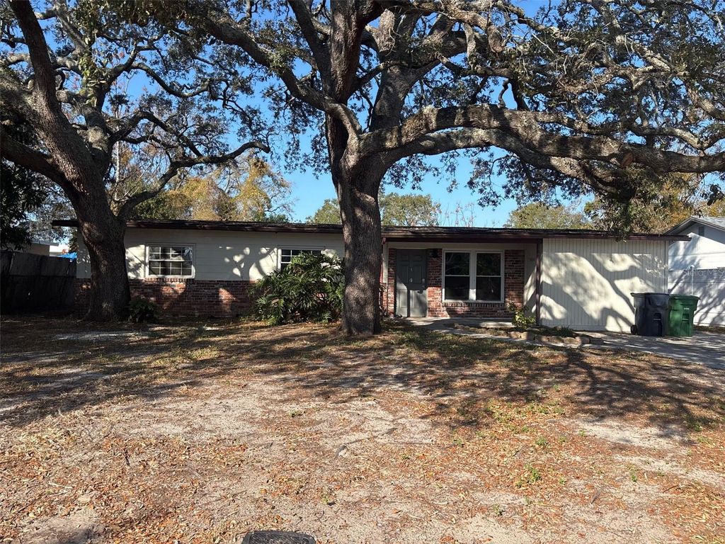 11114 N DIXON AVENUE, Tampa, FL 33612