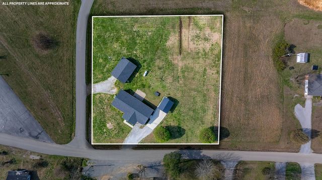 260 Heltsley St, Lewisburg, KY 42256