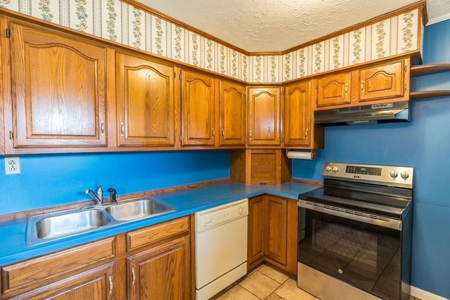 260 Heltsley St, Lewisburg, KY 42256