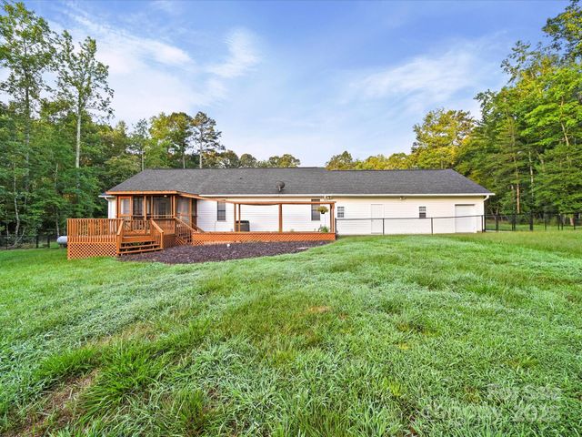 402 Shiloh Church Road, Troy, NC 27371